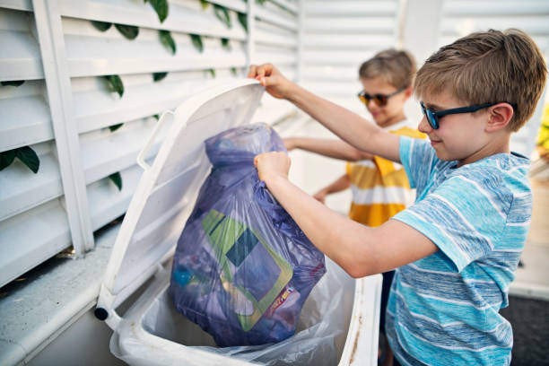 Best Yard Waste Removal  in Santa Cruz, CA